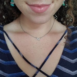 BRANDY MELVILLE BUTTERFLY NECKLACE